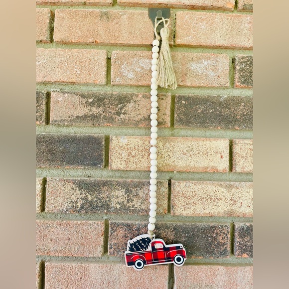 *Red Buffalo Check Truck Beaded Strand - Picture 6 of 13